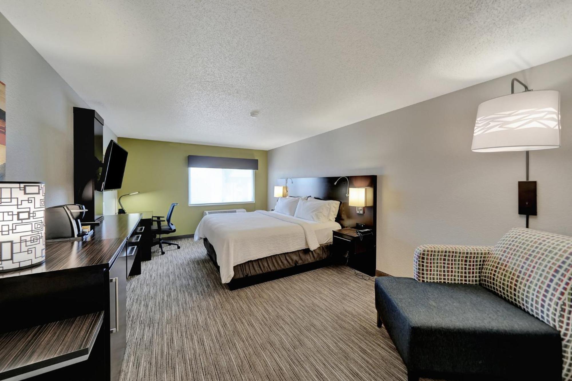 Holiday Inn Express Hotel & Suites Beatrice By Ihg Esterno foto